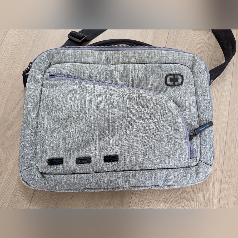 OGIO Laptop Computer Messenger Bag Carrying Case Office Padded 15” Gray Canvas